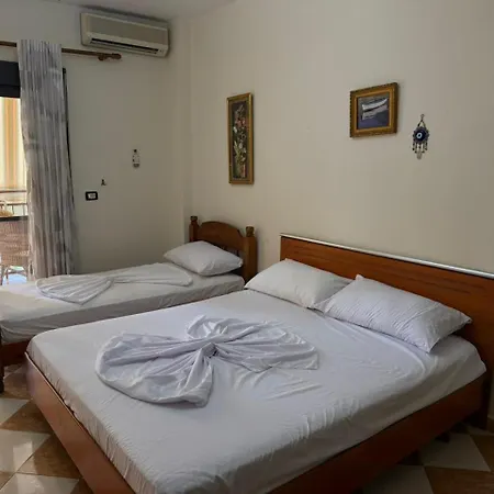 Sea Gate Apartment